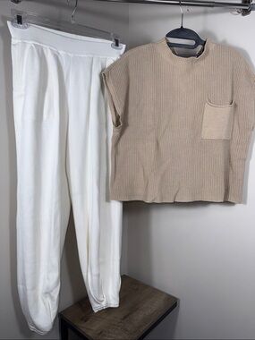 Neutral Beige Rib Knit Sweater Vest with Pocket
